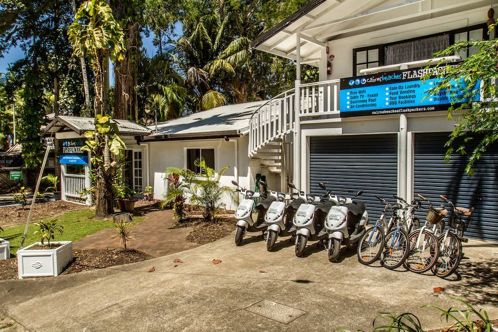 Cairns Beaches Flashpackers Палм-Коув Экстерьер фото