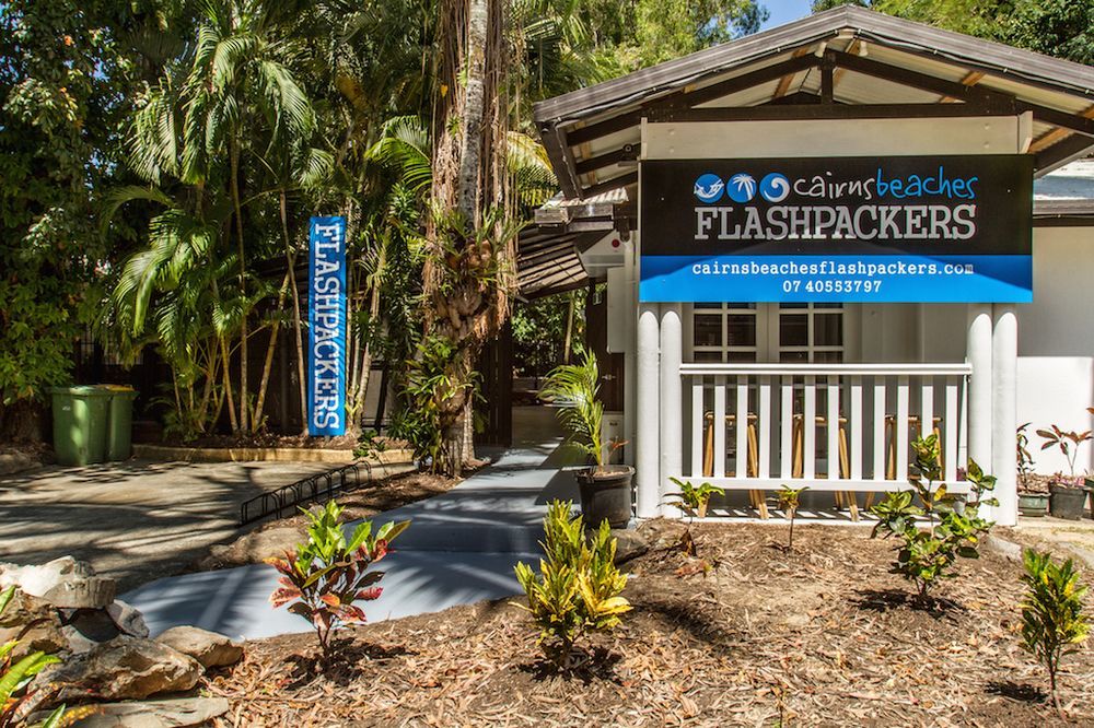 Cairns Beaches Flashpackers Палм-Коув Экстерьер фото